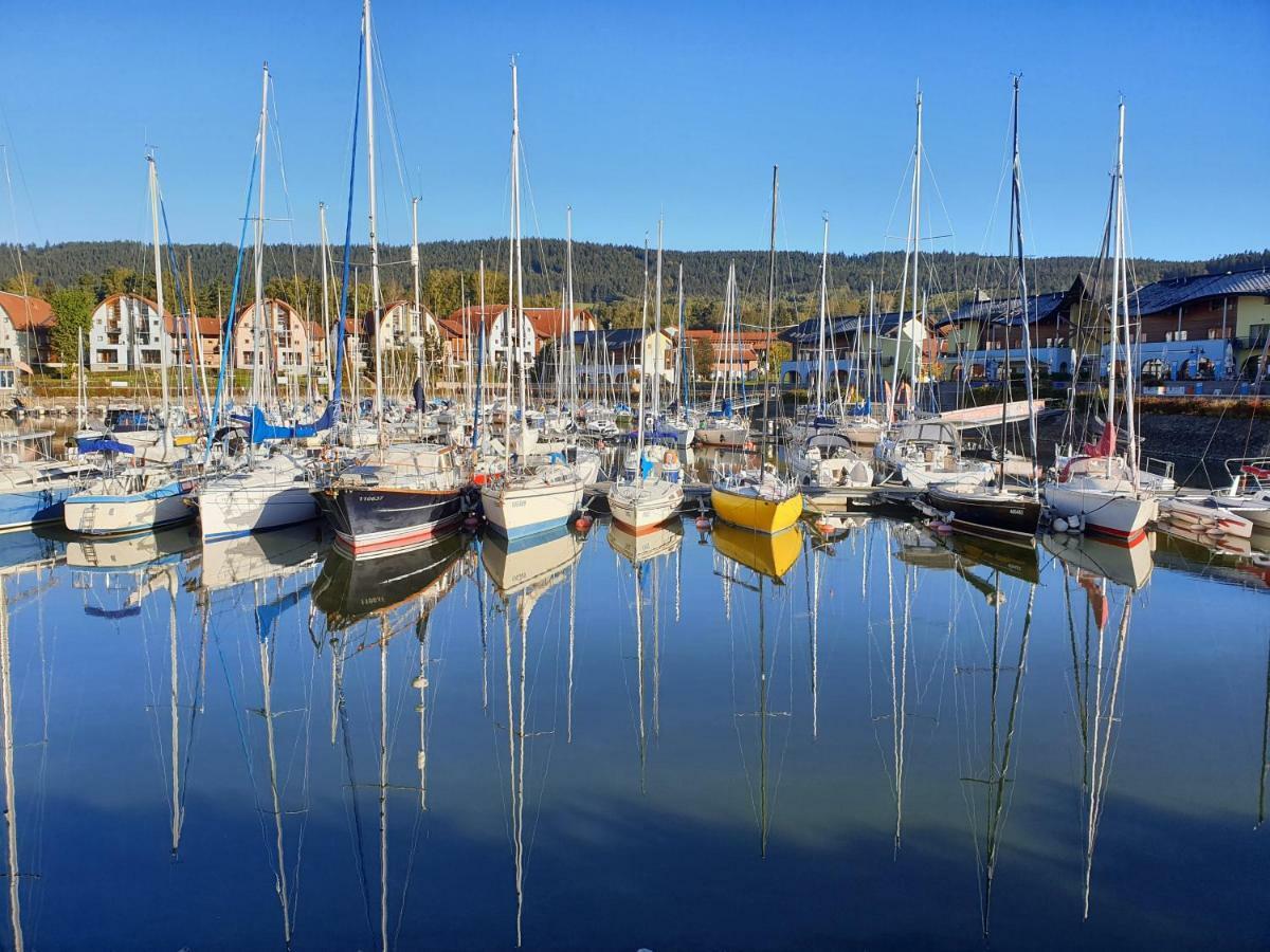 Lipno Nad Vltavou - Apartman 23 - Wifi, Parking, Netflix Εξωτερικό φωτογραφία