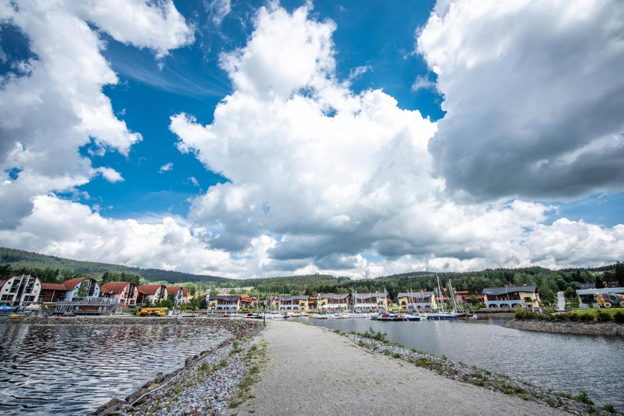 Lipno Nad Vltavou - Apartman 23 - Wifi, Parking, Netflix Εξωτερικό φωτογραφία